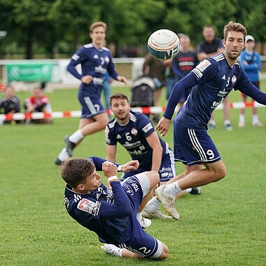 Symbolbild Faustball bei Rothaus-Cup beim Landesturnfest 2022 in Lahr