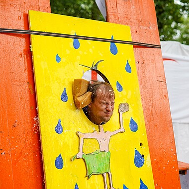 Symbolbild Betreuer in der Betreuer Dusche am Tag des offenen Zeltes im Camp Breisach 2026