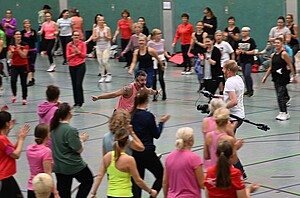 Warm-up mit Kai Bollinger