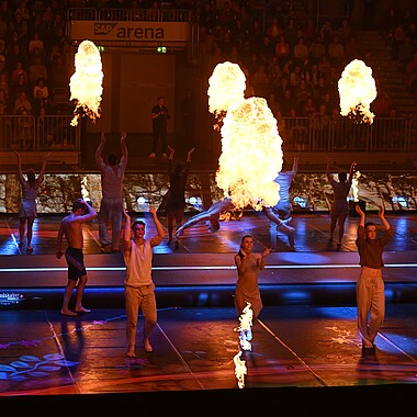 Symbolbild Boden Nummer bei Feuerwerk der Turnkunst 2025