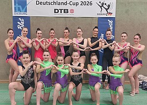 Gruppenbild: Alle Teilnehmerinnen des TV Oberachern beim Deutschland-Cup Gymnastik 2026 in Dieburg