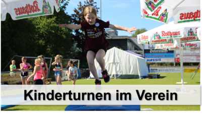 Kind springt über Hindernis