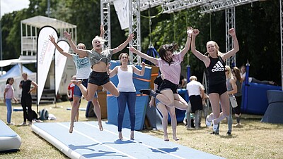 Symbolbild Airtracks auf dem Landesturnfest