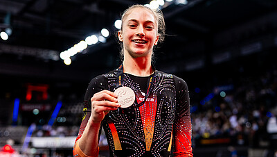 Symbolbild Luna Zimmermann mit Bronze Medaille beim DTB-Pokal 2026 in Stuttgart