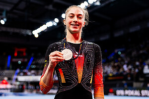 Symbolbild Luna Zimmermann mit Bronze Medaille beim DTB-Pokal 2026 in Stuttgart