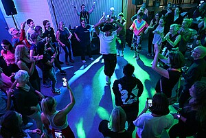 Abendliches Get-together mit DJ Julian Crespo