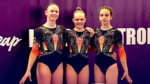 Gruppen Bild v.l. Charleen Pach, Ebba Mühl und Yoncan Özgül bei JWM 2025 in Manila