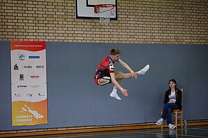 Symbolbild Jugendlicher bei Aerobic Auftritt bei BW-Meisterschaften2026 beim Landesturnfest in Konstanz