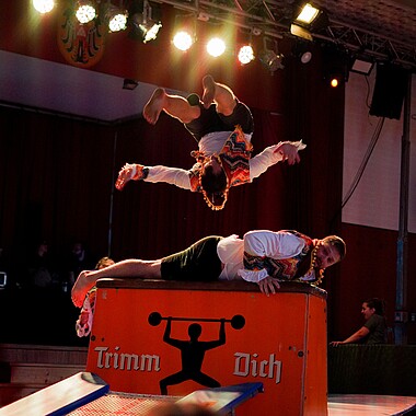 Symbolbild Auftritt bei Betreuer on Stage im Camp Breisach 2026